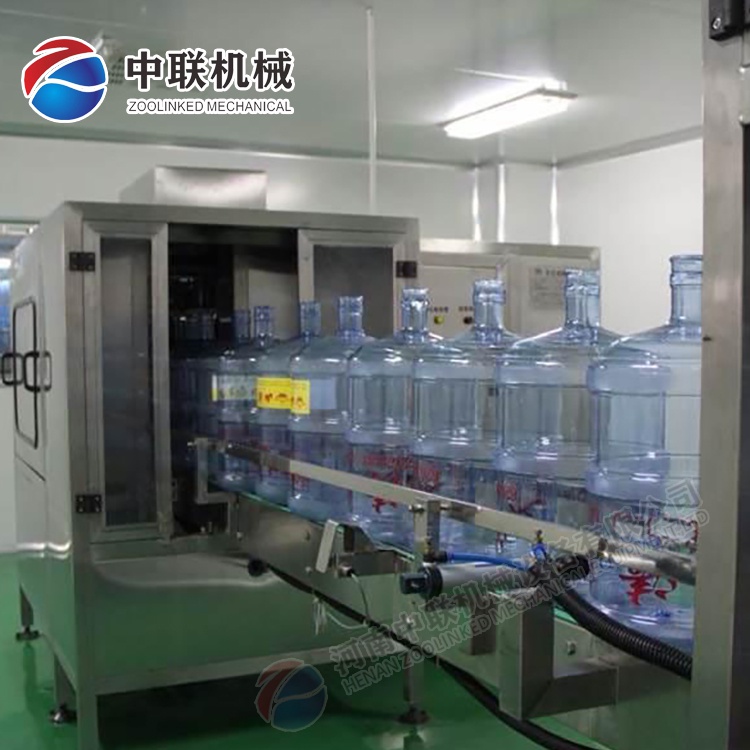 整套桶裝水生產(chǎn)線設備